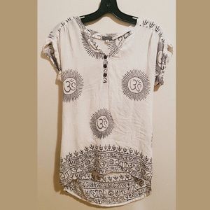 Earthbound Trading Company Blouse